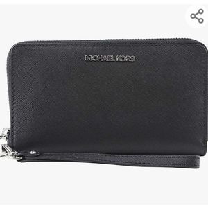 Michael Kors Jet Set Zip Around Phone Holder Wallet Wristlet
